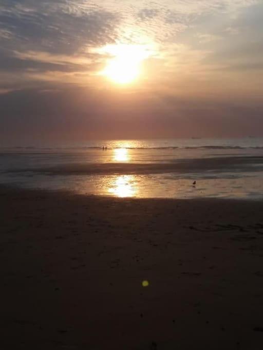 Appart 4 Pers Plage Vue Mer Calais Exteriér fotografie